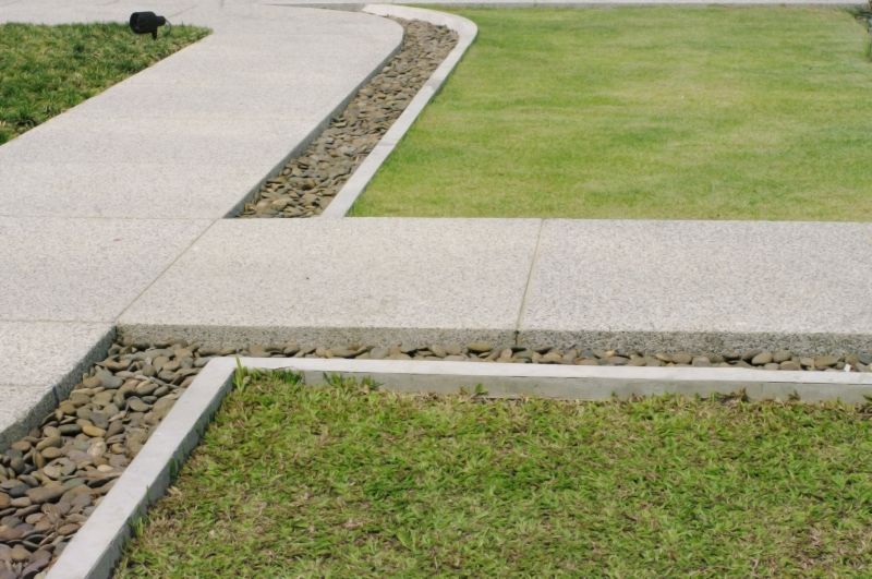 Landscape Curbing Installation in Honolulu, HI